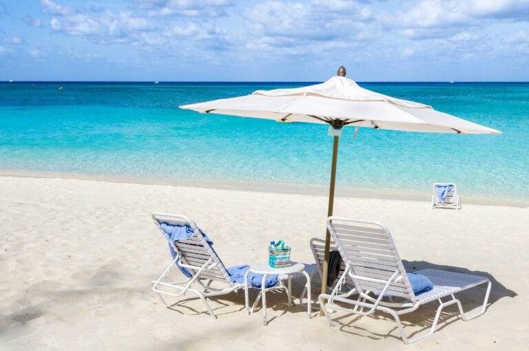 best cayman resorts and rentals