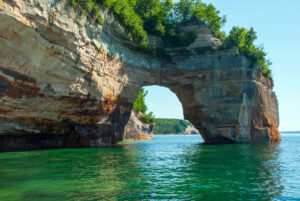 4 Great Lakes Ranked in Top 10 Most Picturesque Landscapes in America