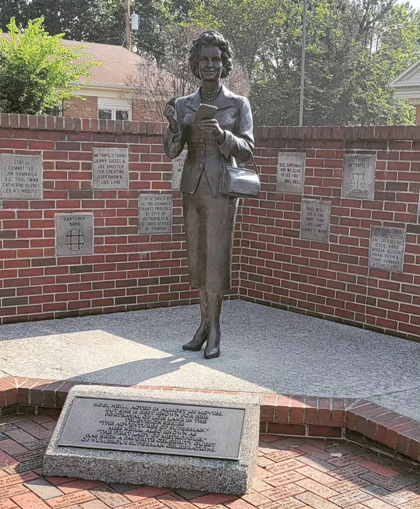 Lois Lane Statue-Metropolis Illinois