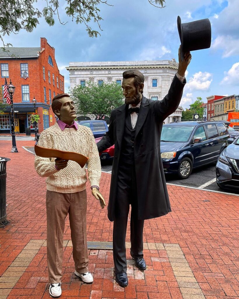 Lincoln Statue-Gettysburg
