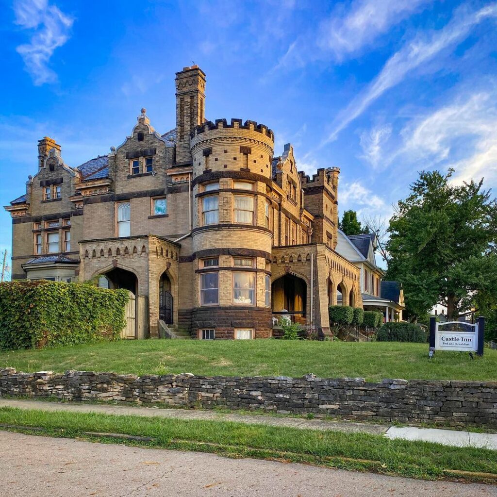 Castle Inn Bed and Breakfast-Ohio