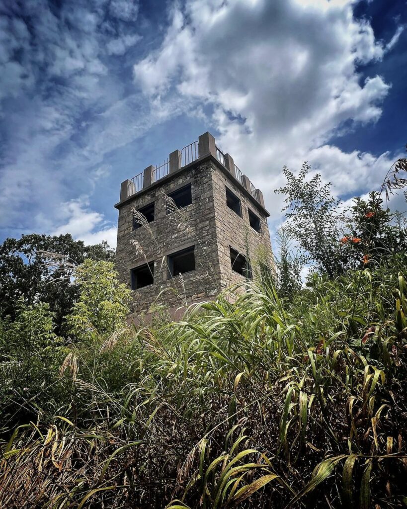 Elk Mound Hill Castle-Wisconsin