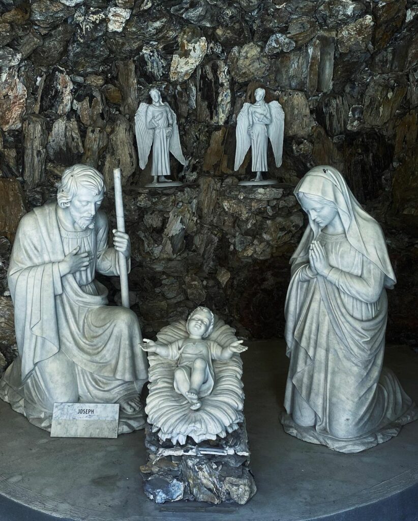 Grotto of the Redemption-Iowa-motherofhoggs