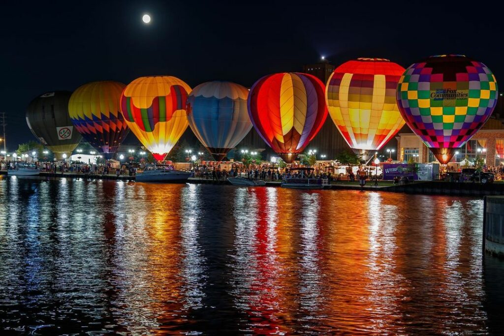 Lakeshore Balloon Glow-Wisconsin