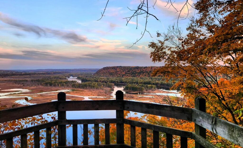 Pikes Peak State Park-Iowa