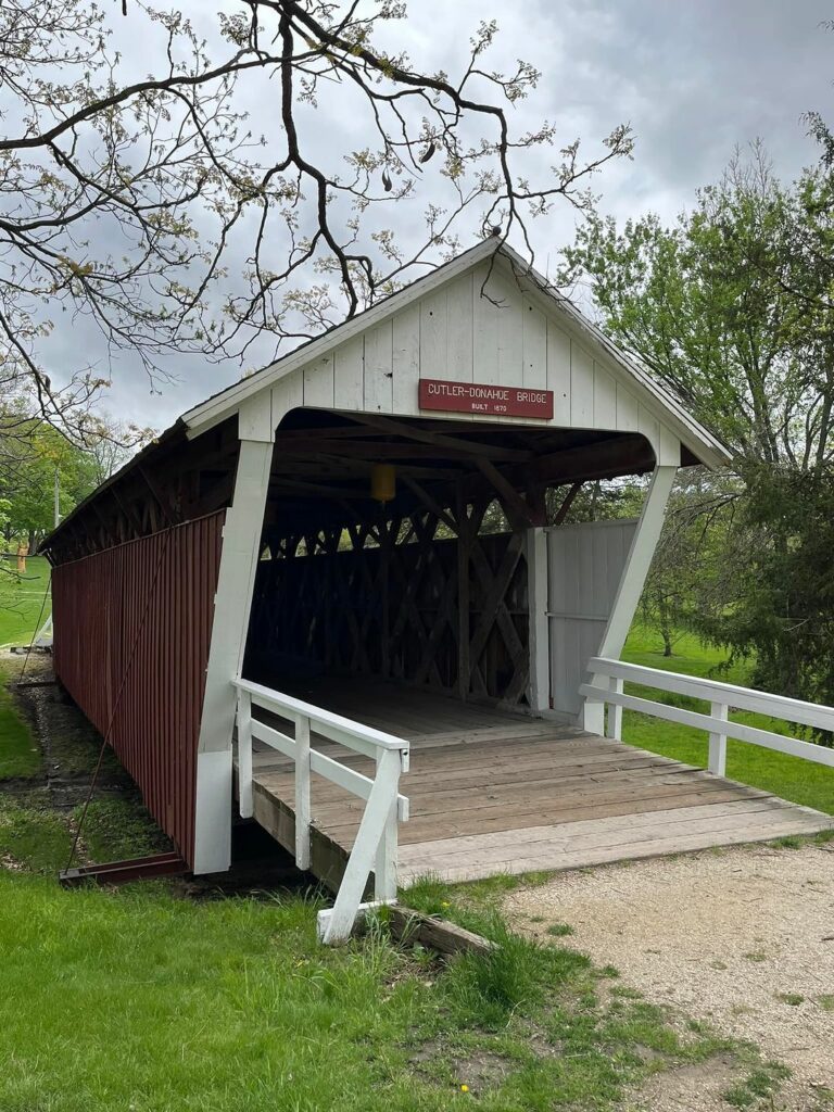 Cutler-Donahoe Bridge-Iowa