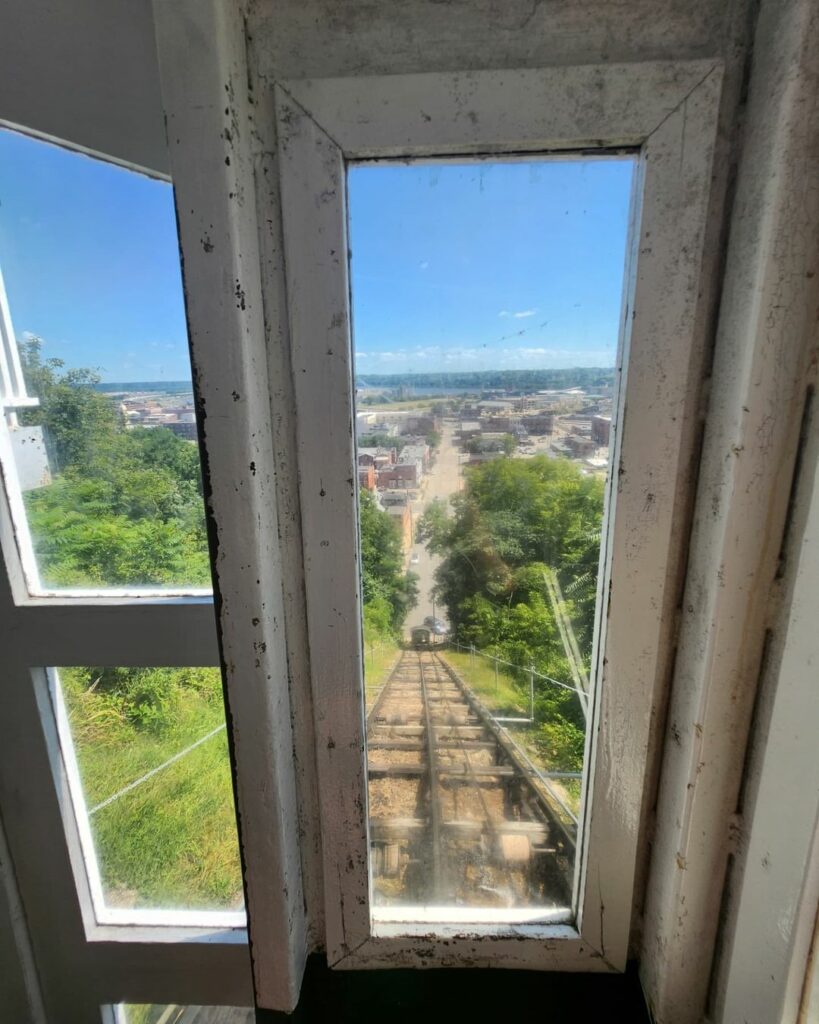 Fenelon Place Elevator-Iowa